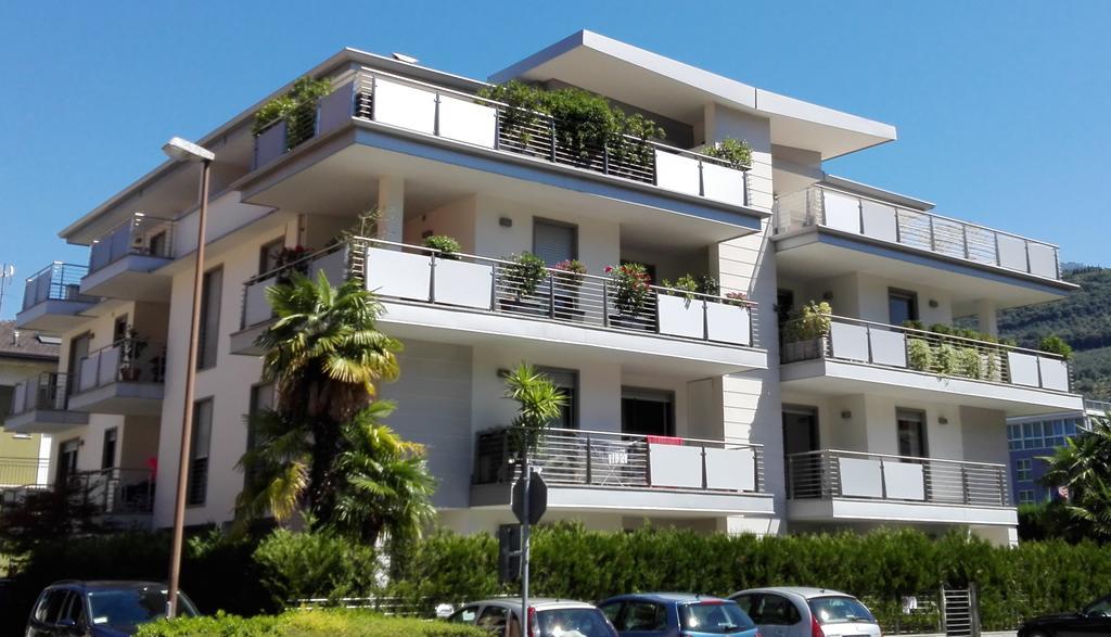 Sole Riva Apartment ภายนอก รูปภาพ